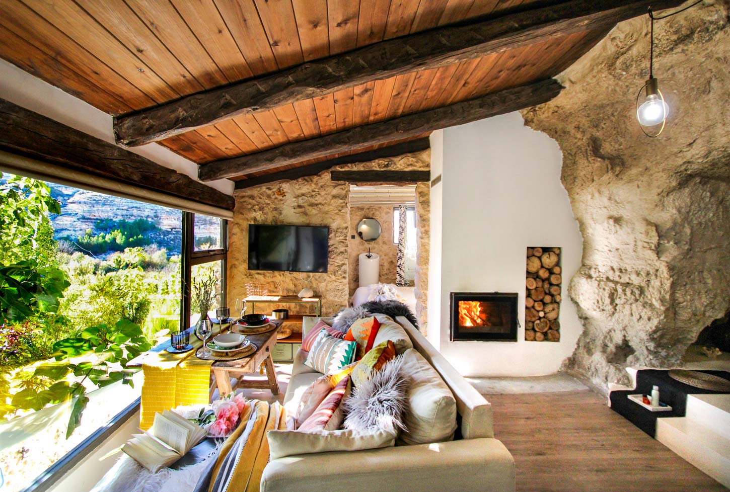 Cave Suite Guha
